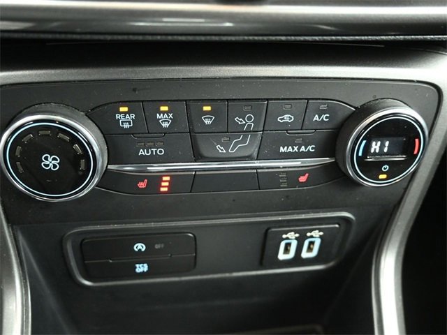 Certified 2018 Ford EcoSport SE w/ SE Convenience Package image 29