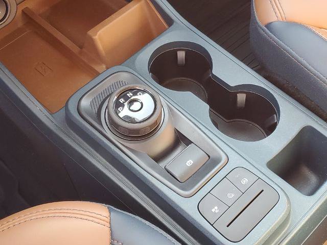 Certified 2024 Ford Maverick Lariat FWD image 18