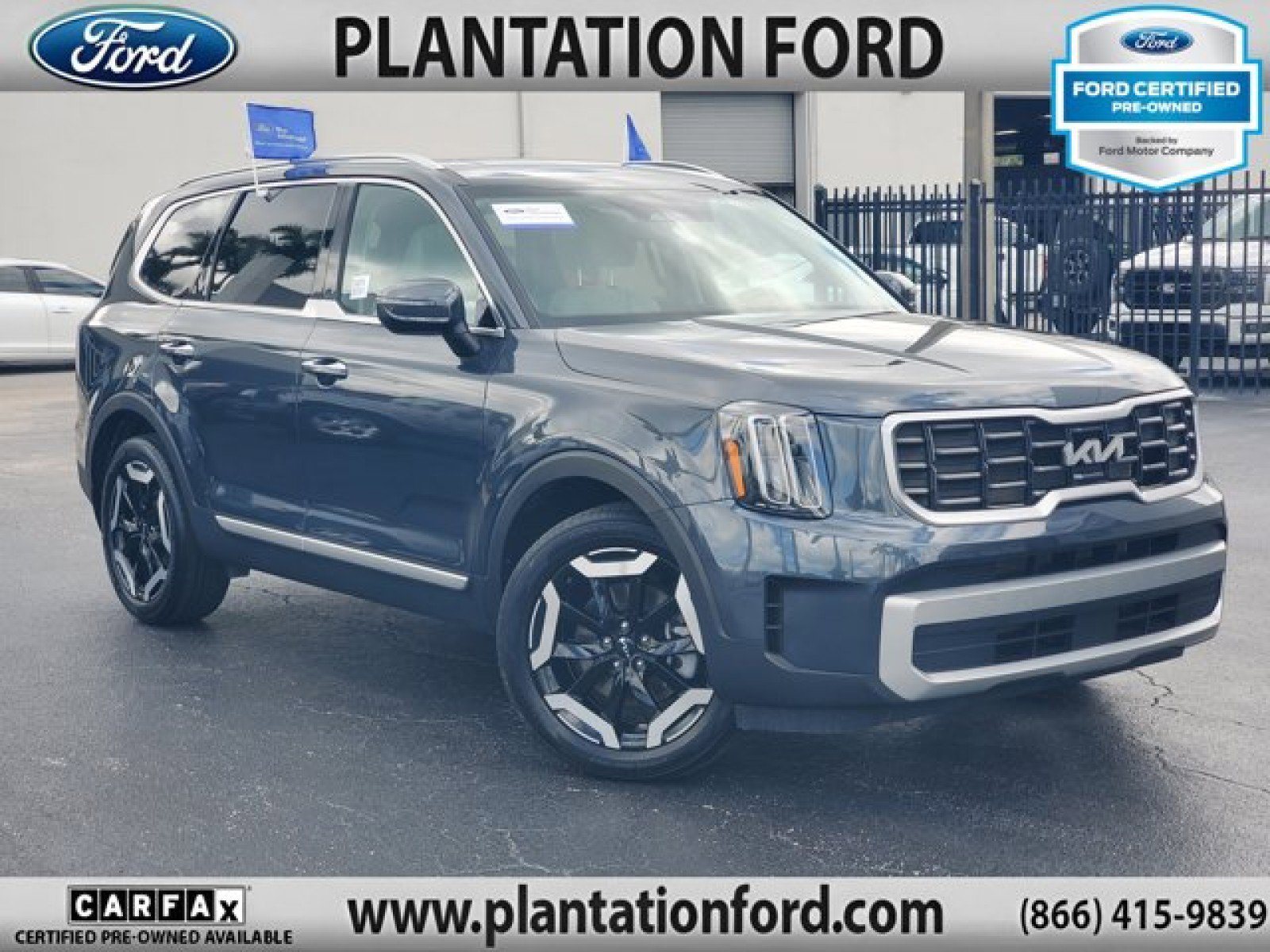 Used 2024 Kia Telluride S w/ S Sunroof Package