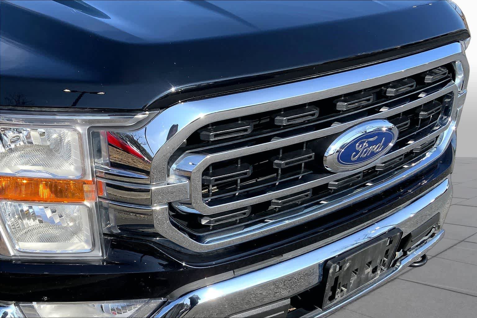 Certified 2022 Ford F150 XLT w/ XTR Package AWD/4WD image 39