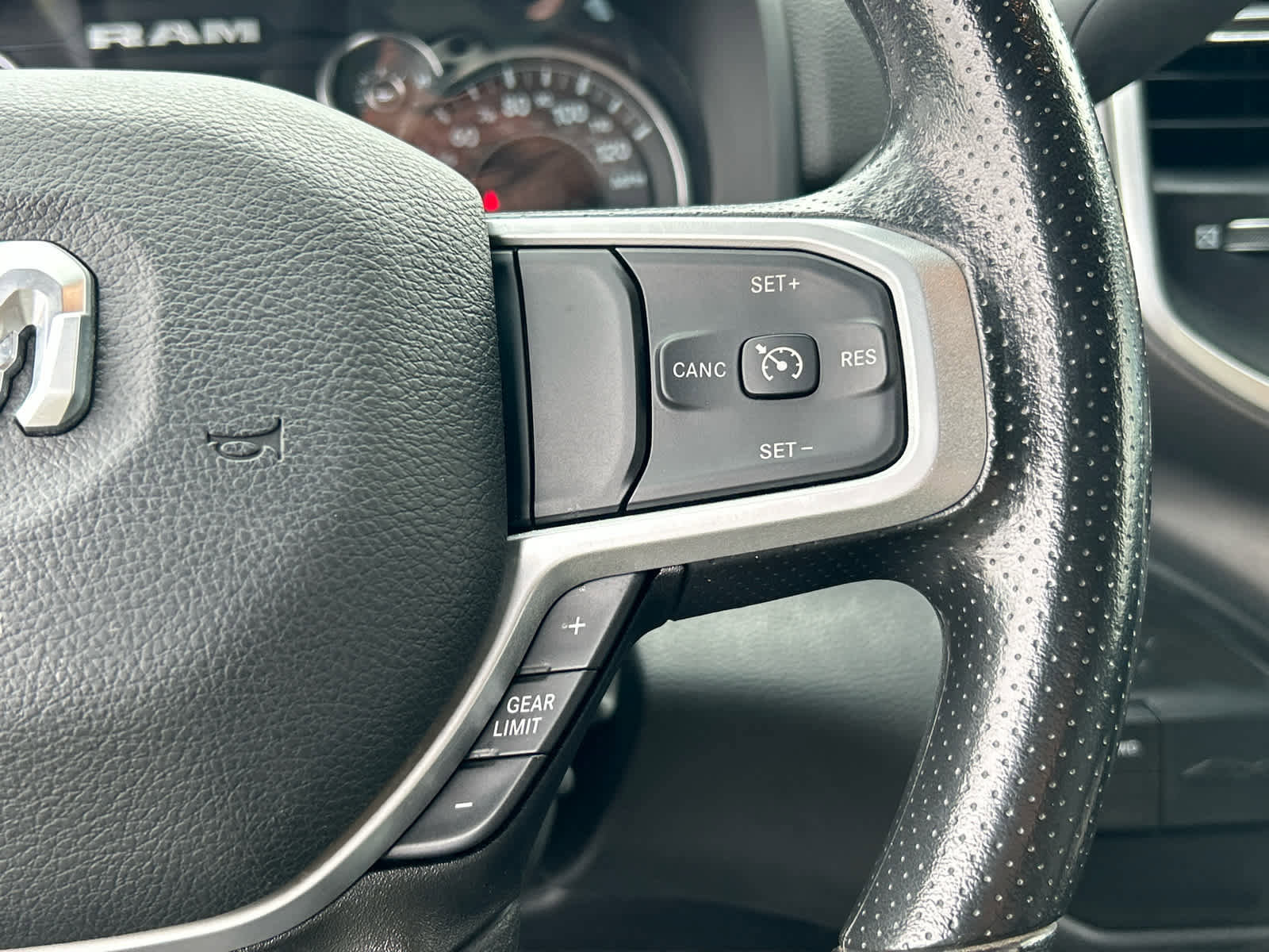 Used 2023 RAM 3500 Big Horn image 30