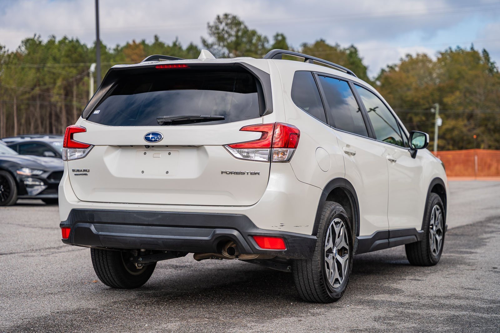 Used 2019 Subaru Forester Premium image 7