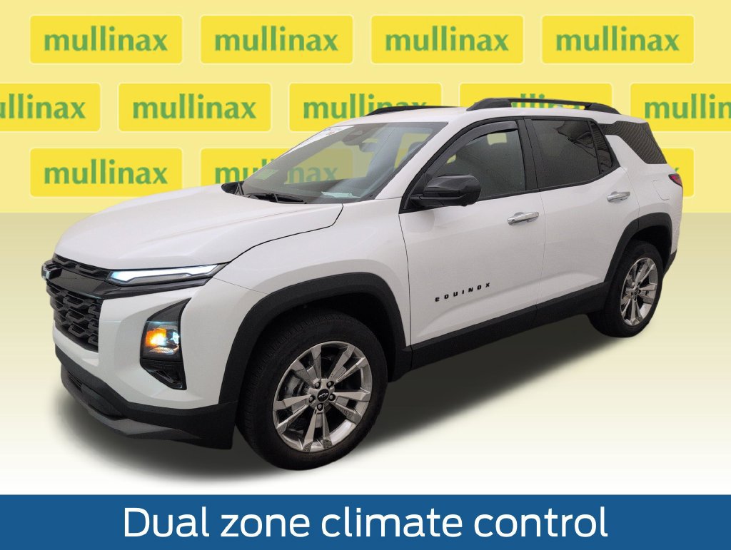 Used 2027 Chevrolet Equinox LT w/ Convenience Package II FWD image 11