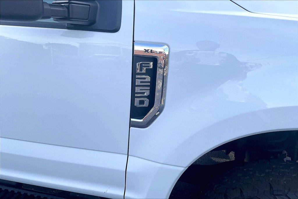 Certified 2022 Ford F250 XL w/ Power Equipment Group AWD/4WD image 7