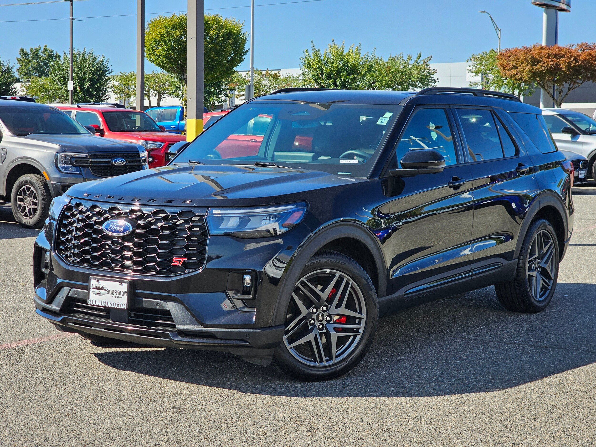 Certified 2025 Ford Explorer ST w/ Sun And Sound Package AWD/4WD image 1