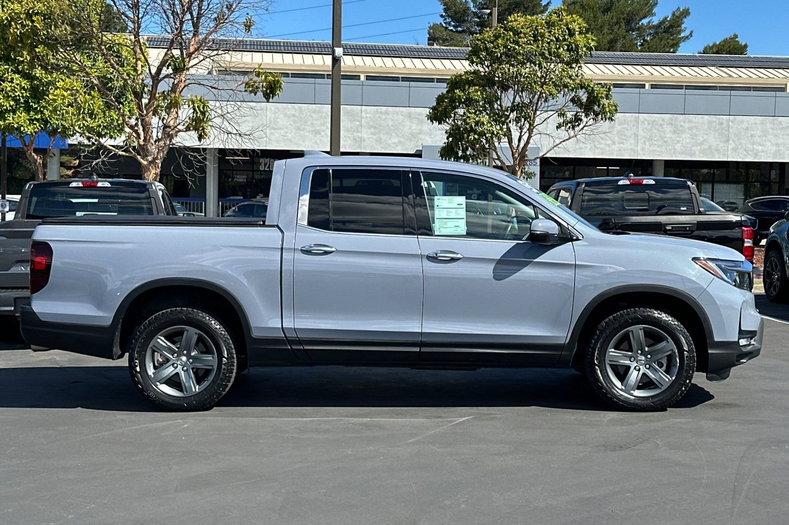 Used 2023 Honda Ridgeline RTL-E image 4