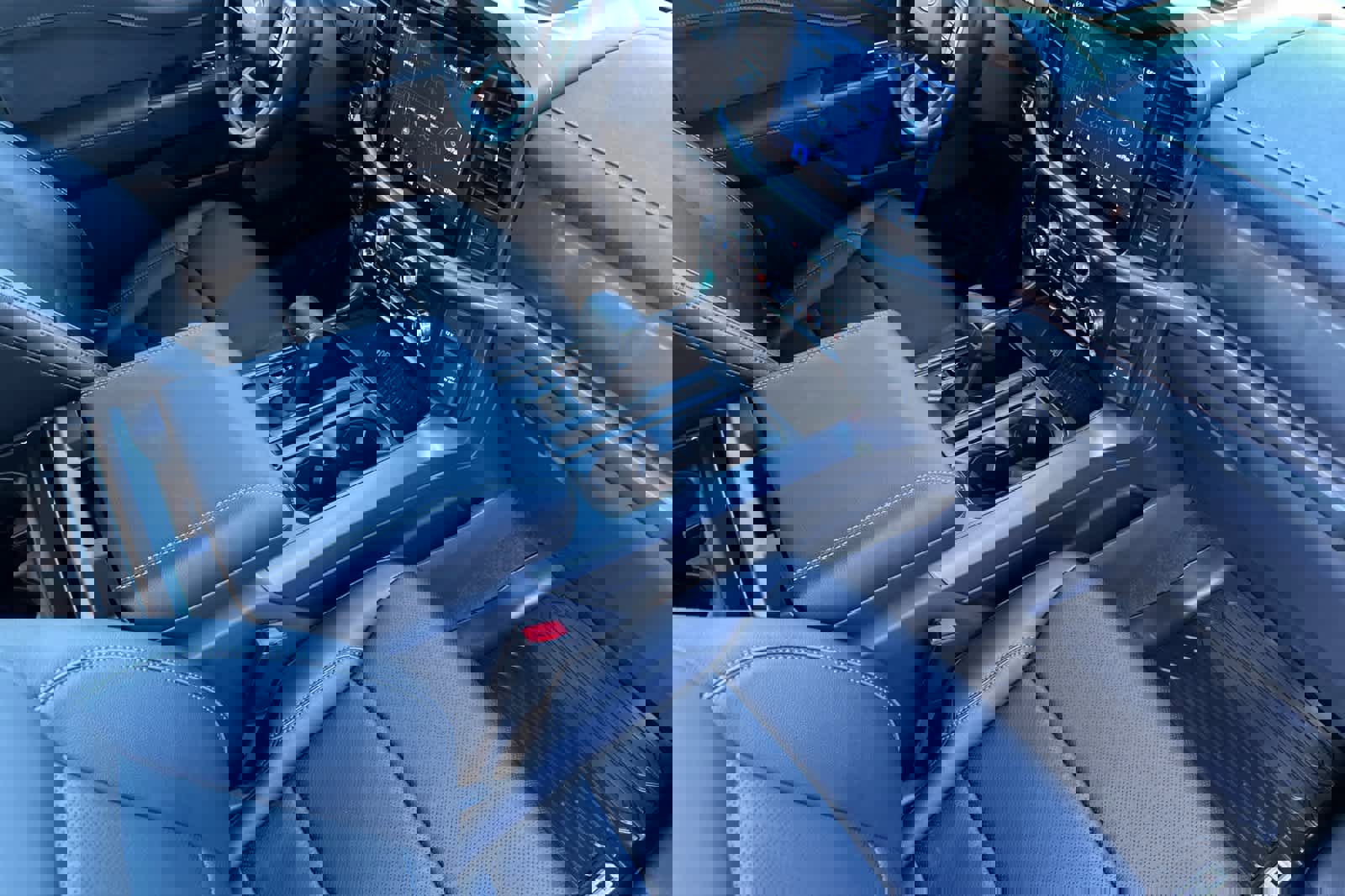 Certified 2025 Ford F150 Lariat w/ Equipment Group 501A Mid image 15