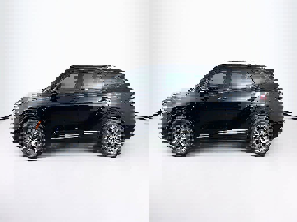 Used 2023 Kia Sportage SX image 2