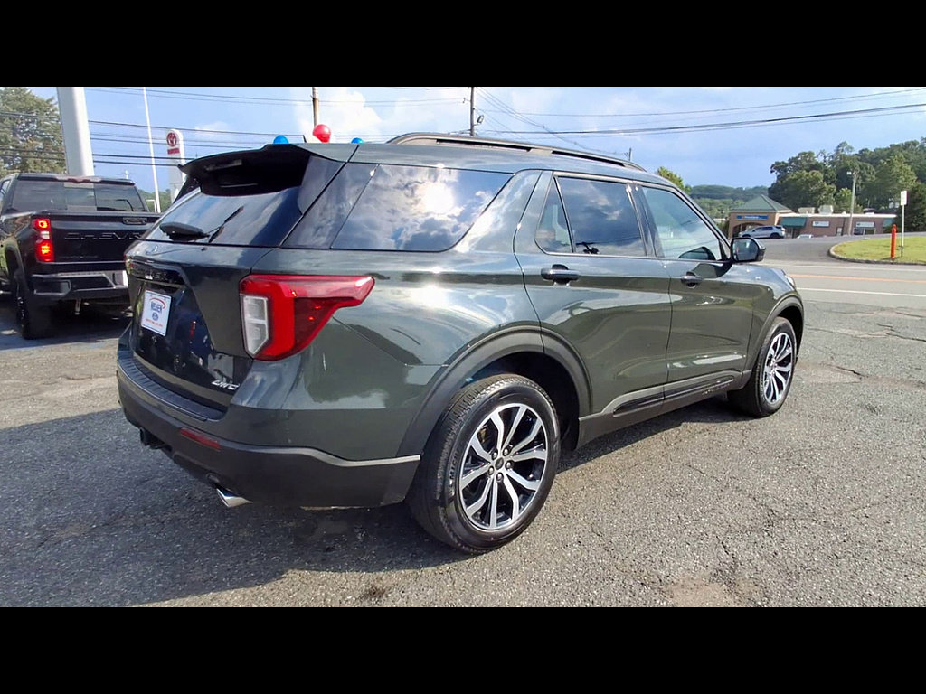 Certified 2024 Ford Explorer ST-Line w/ Class IV Trailer Tow Package AWD/4WD image 8