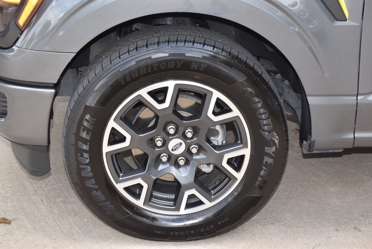 Certified 2025 Ford F150 STX w/ Equipment Group 200A RWD image 35