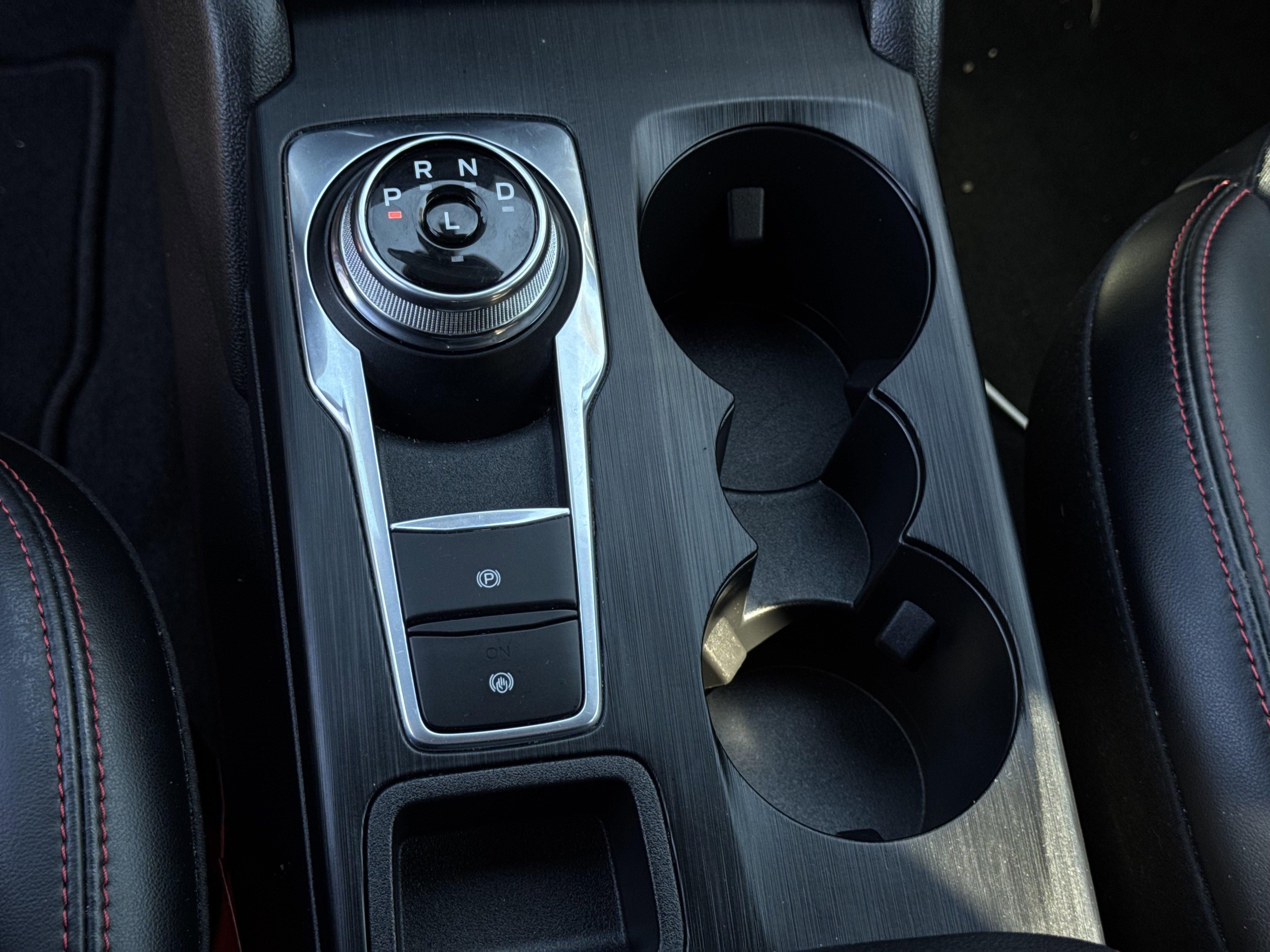 Certified 2024 Ford Escape ST-Line w/ Tech Pack #1 image 21