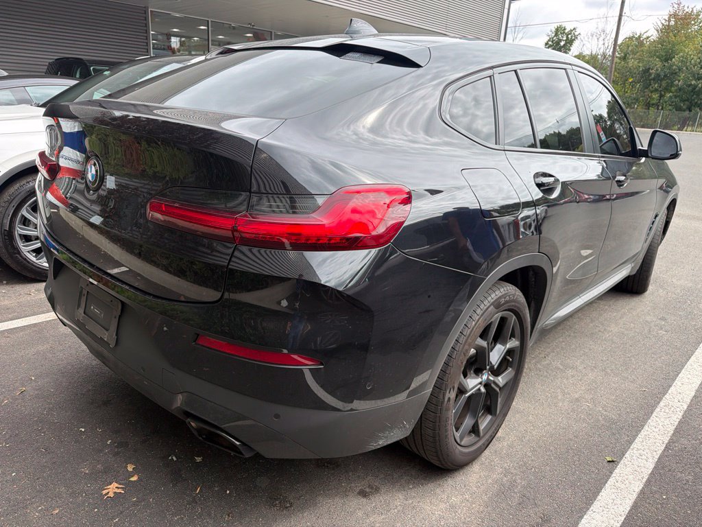 Used 2025 BMW X4 xDrive30i w/ Premium Package AWD/4WD image 4