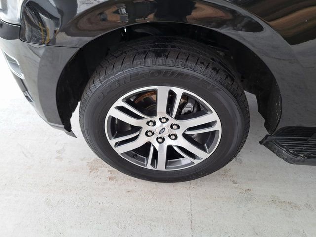Certified 2024 Ford Expedition Limited image 29
