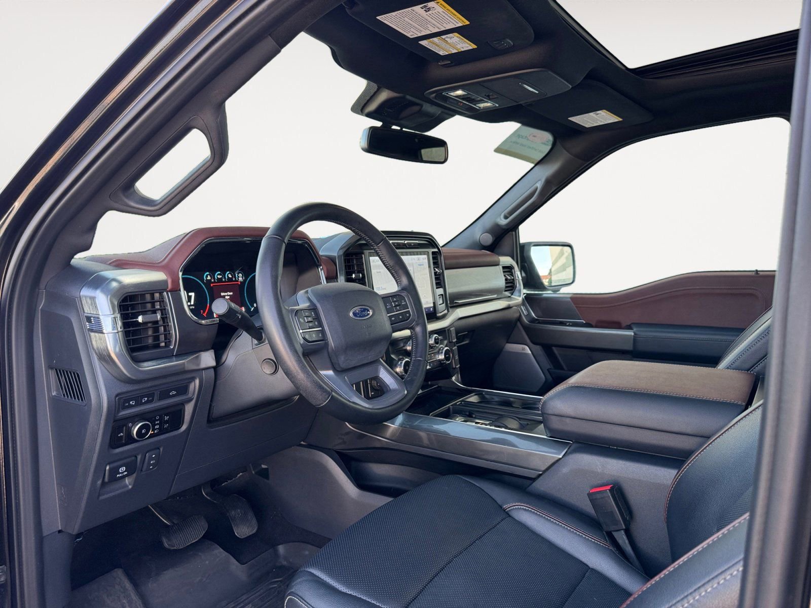 Certified 2023 Ford F150 Lariat w/ Equipment Group 502A High image 9