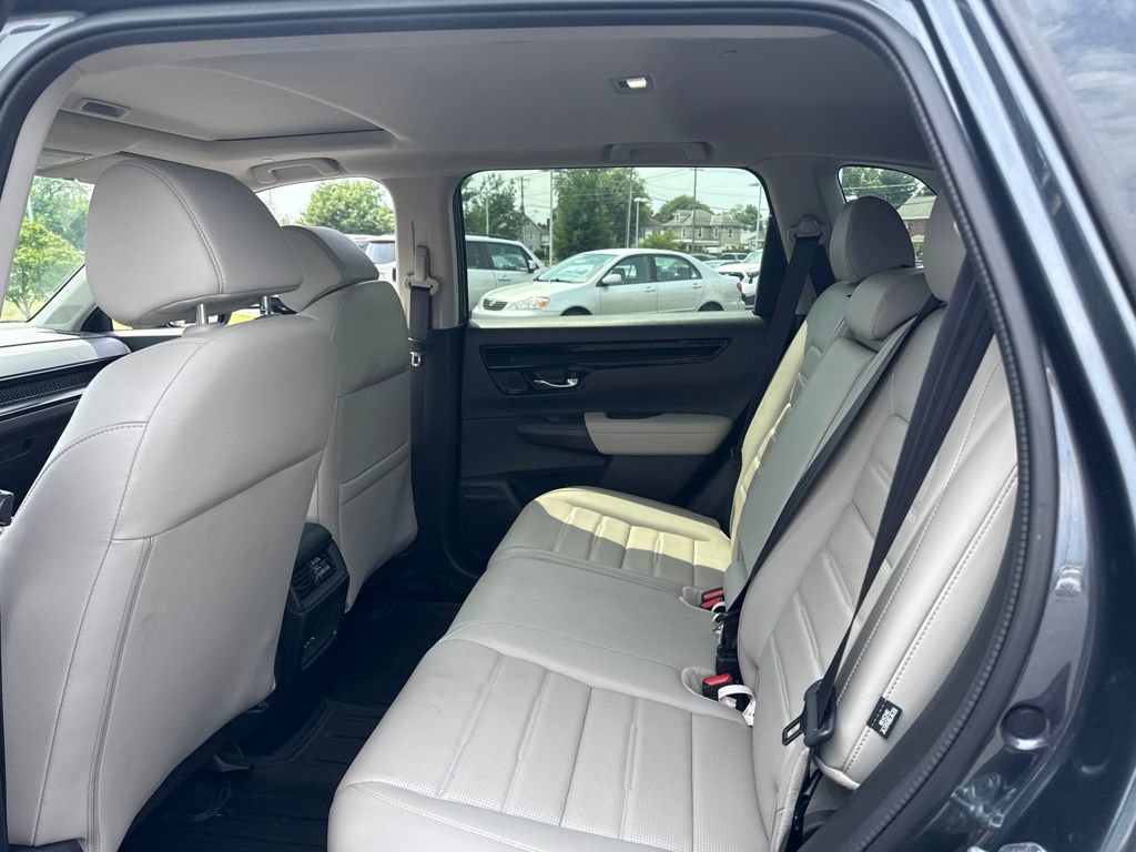 Used 2025 Honda CR-V EX-L image 9