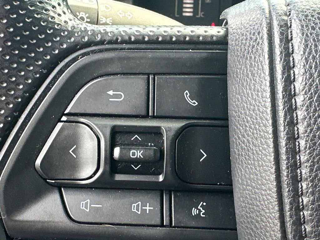 Used 2025 Toyota Tacoma SR RWD image 25