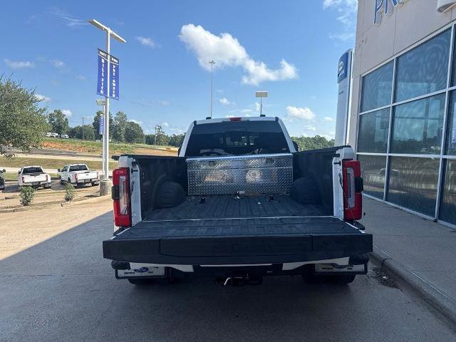 Certified 2026 Ford F450 Platinum w/ FX4 Off-Road Package AWD/4WD image 7