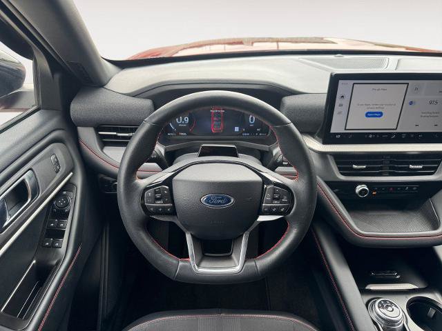 Certified 2025 Ford Explorer ST-Line RWD image 11