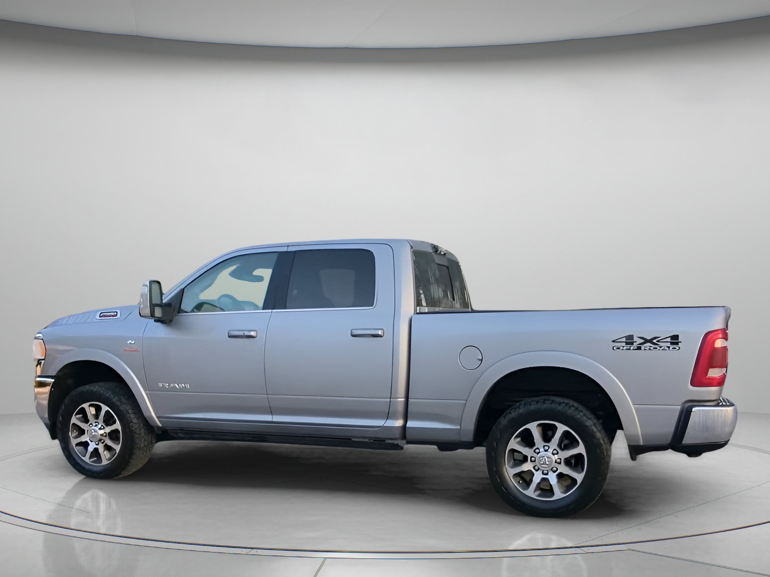 Used 2024 RAM 2500 Longhorn AWD/4WD image 18