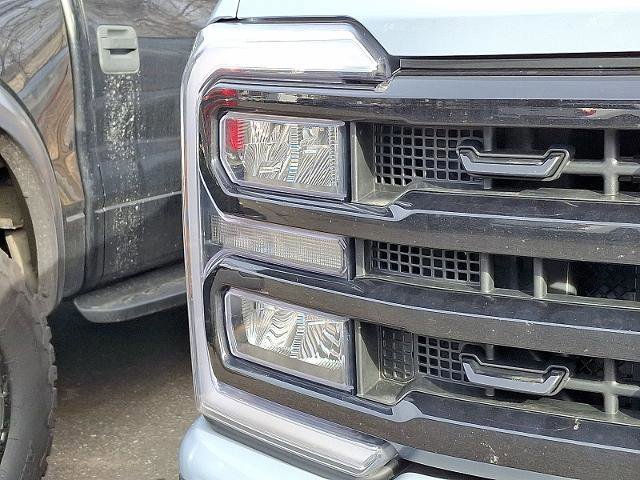 Certified 2024 Ford F250 Lariat w/ Lariat Ultimate Package image 4