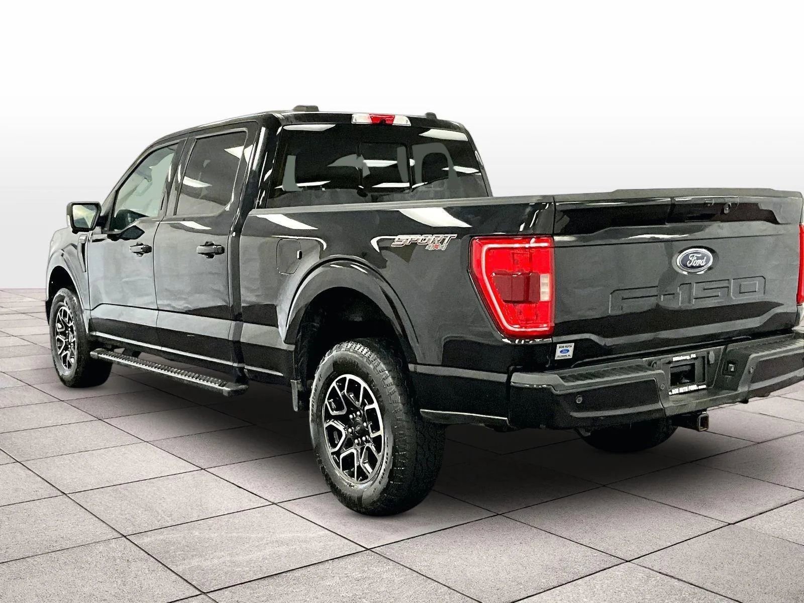 Certified 2023 Ford F150 XLT w/ Equipment Group 302A High image 10