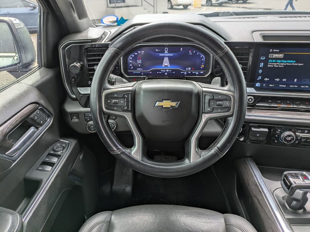 Used 2023 Chevrolet Silverado 1500 LTZ image 11