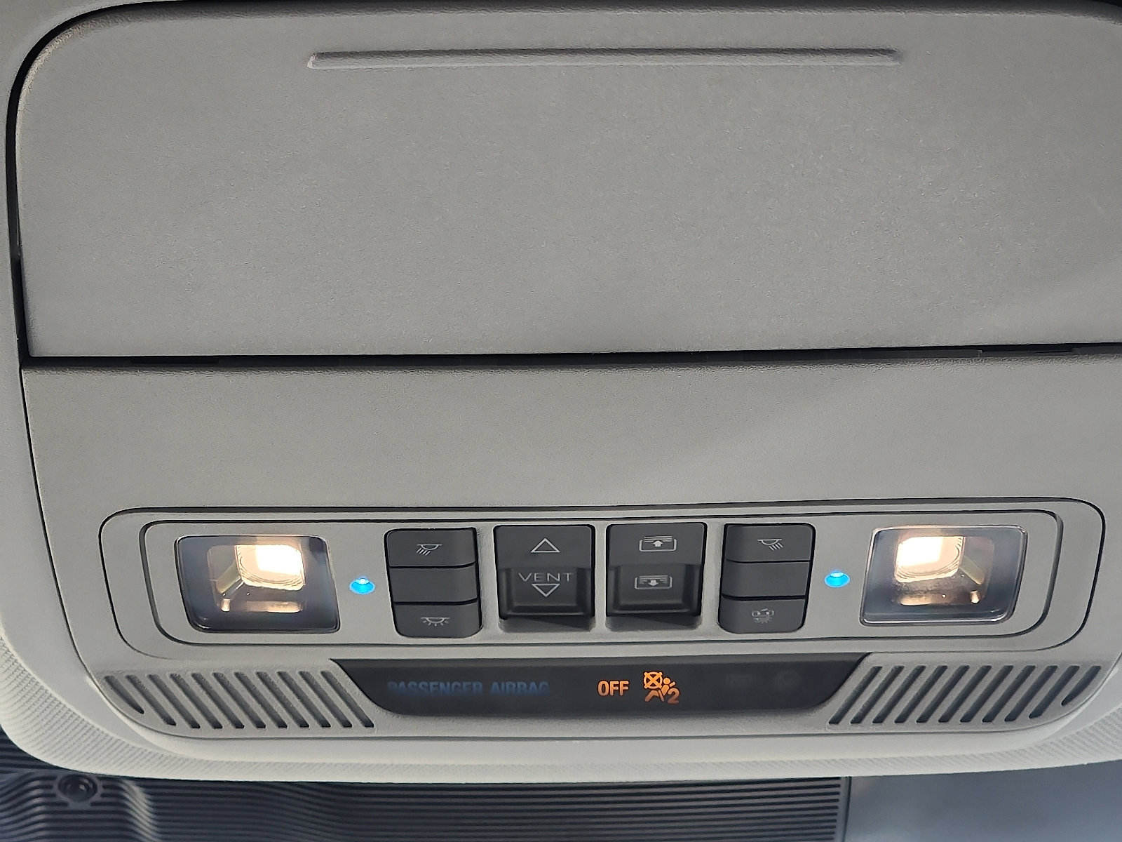 Certified 2022 Ford Explorer XLT w/ Equipment Group 202A image 21