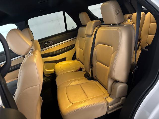 Certified 2017 Ford Explorer FWD image 30