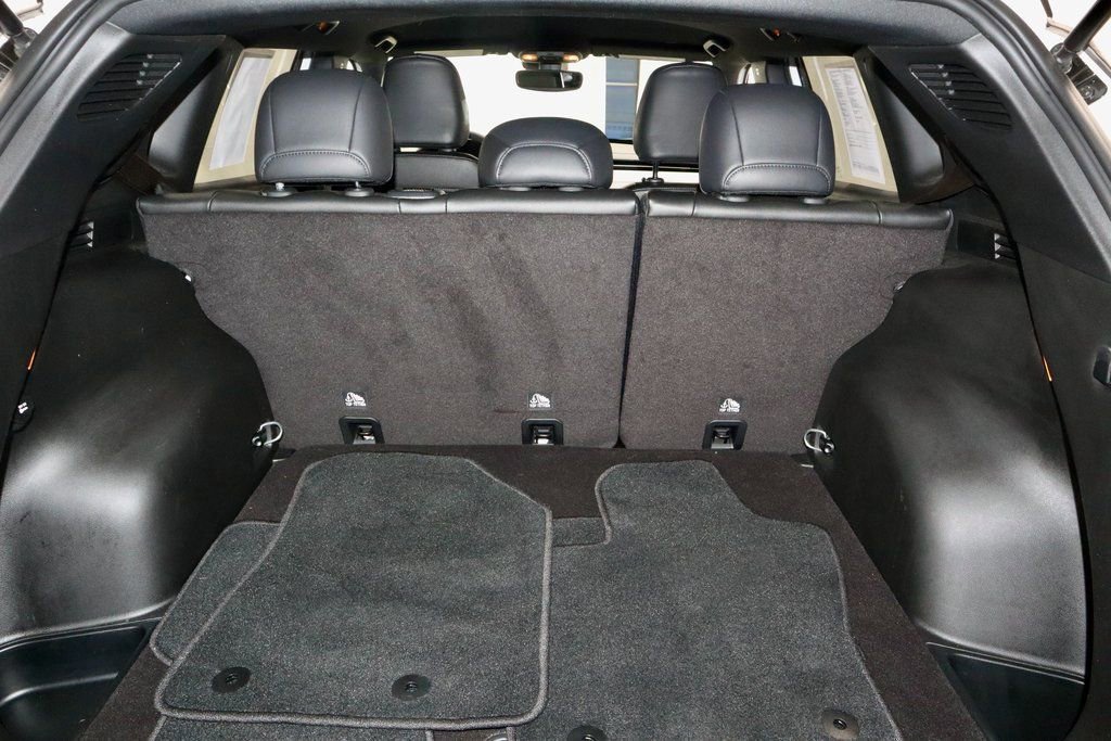 Used 2024 Jeep Compass Limited image 14