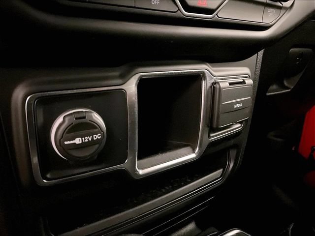 Used 2022 Jeep Wrangler Sport AWD/4WD image 31