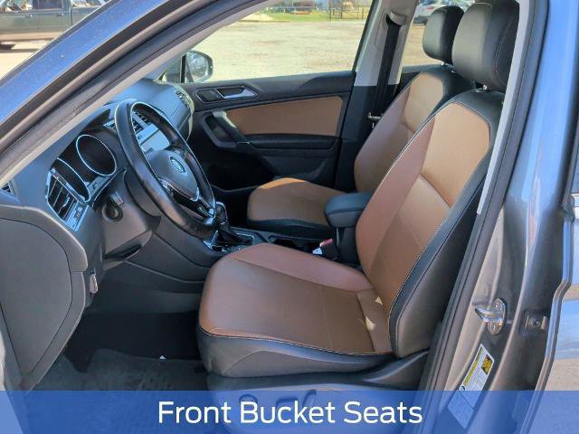 Used 2018 Volkswagen Tiguan SE w/ Panoramic Sunroof Package image 11