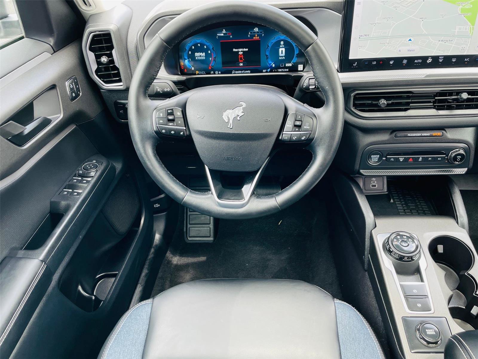 Certified 2025 Ford Bronco Sport Outer Banks w/ Outer Banks Tech Package+ AWD/4WD image 29