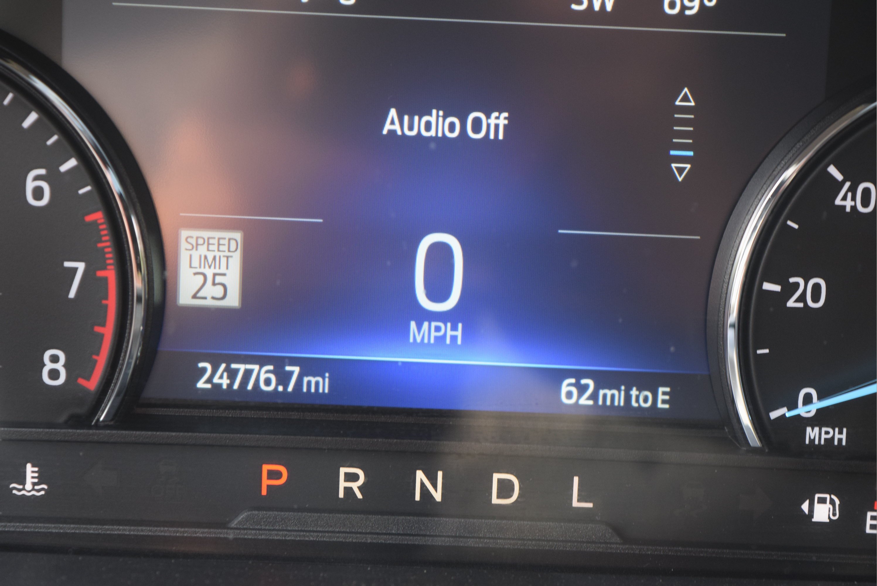 Certified 2023 Ford Explorer XLT w/ Equipment Group 202A AWD/4WD image 14