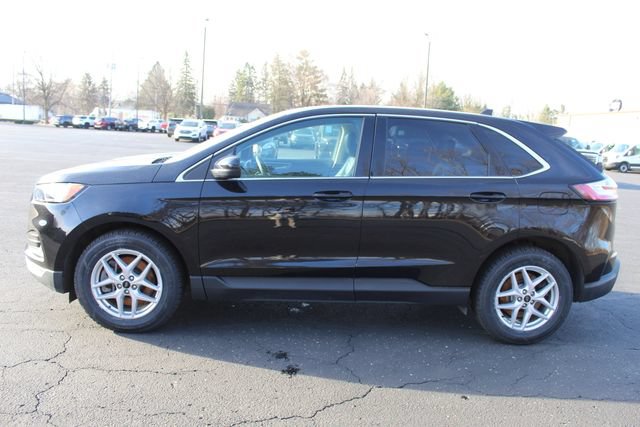 Certified 2024 Ford Edge SEL w/ Convenience Package AWD/4WD image 9