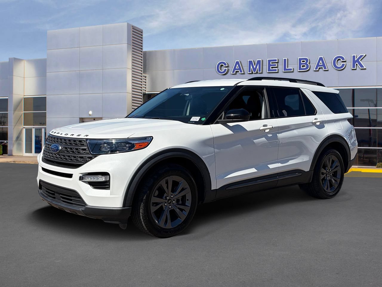 Certified 2022 Ford Explorer XLT w/ Equipment Group 202A RWD image 2