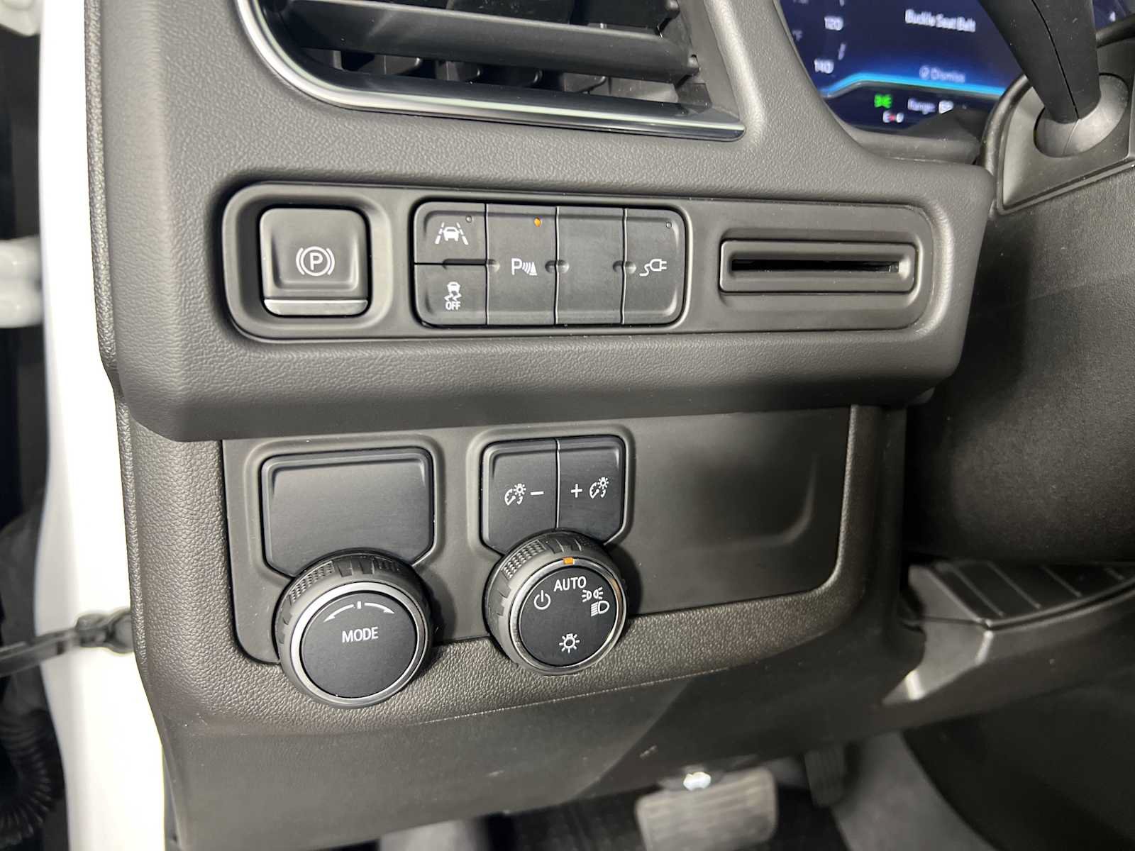 Used 2022 Chevrolet Tahoe RST RWD image 37