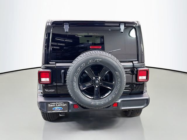 Used 2021 Jeep Wrangler Unlimited Sahara AWD/4WD image 6