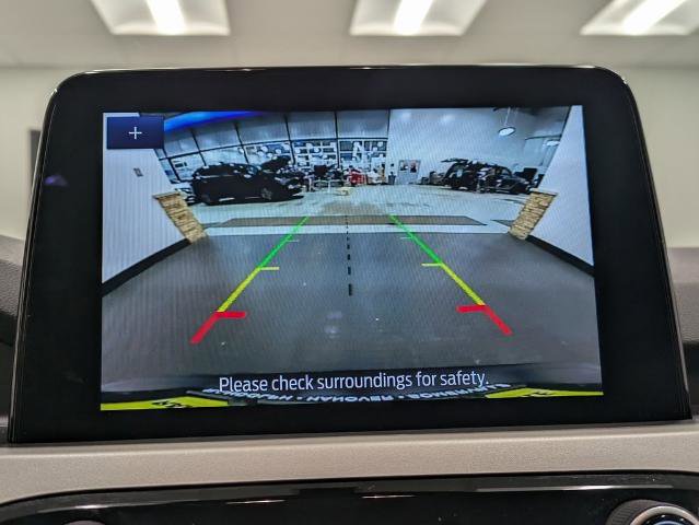 Certified 2022 Ford Escape SE w/ Cold Weather Package image 12