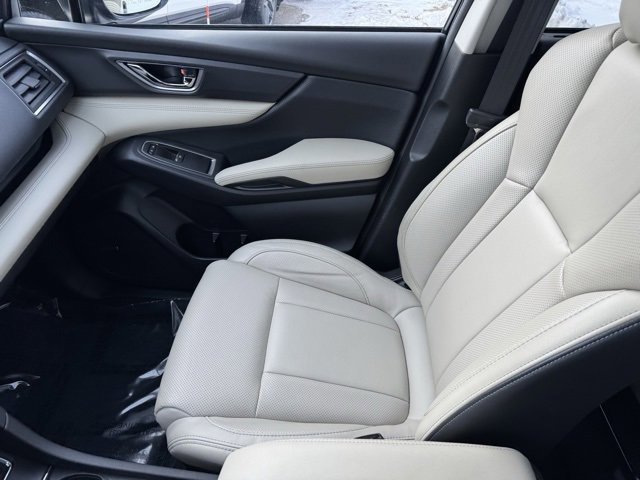 Used 2024 Subaru Ascent Limited w/ Technology Package image 29