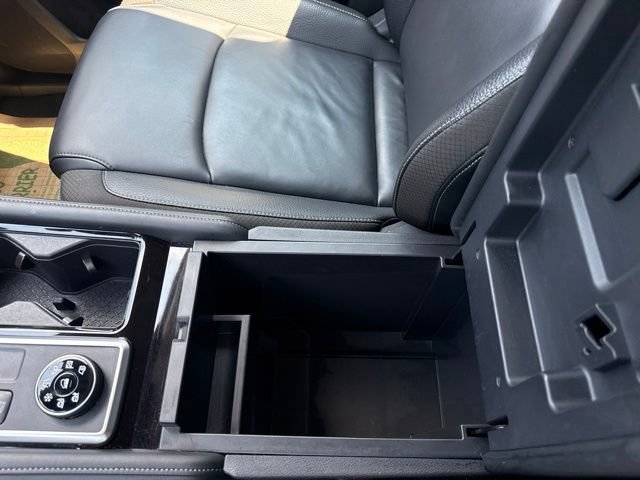 Used 2025 Nissan Pathfinder SL AWD/4WD image 26