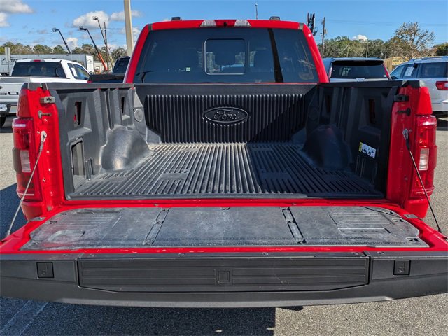 Certified 2022 Ford F150 XLT w/ Equipment Group 302A High image 13