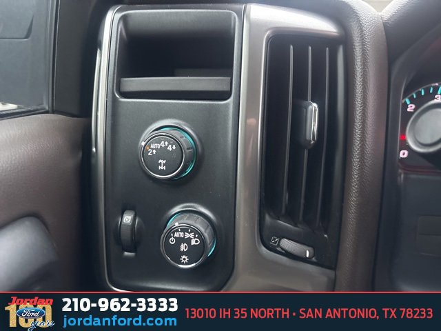 Used 2018 Chevrolet Silverado 1500 LT w/ Texas Edition image 22