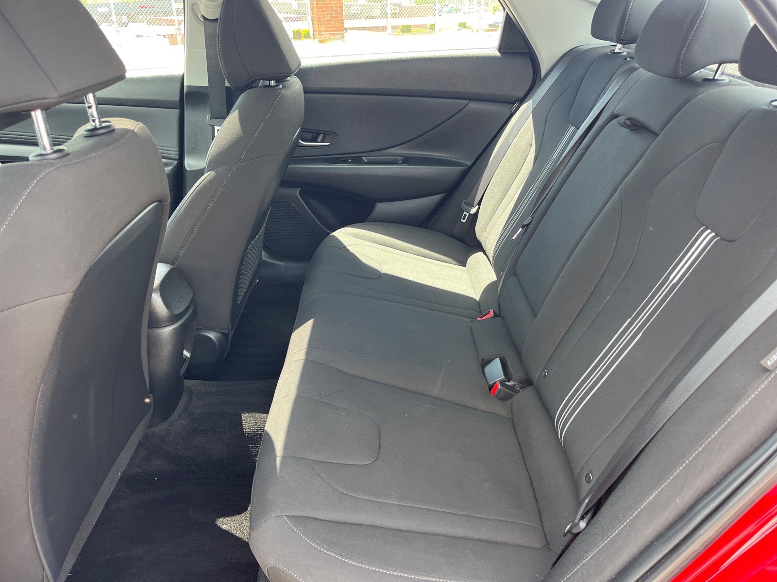 Used 2025 Hyundai Elantra SEL FWD image 19
