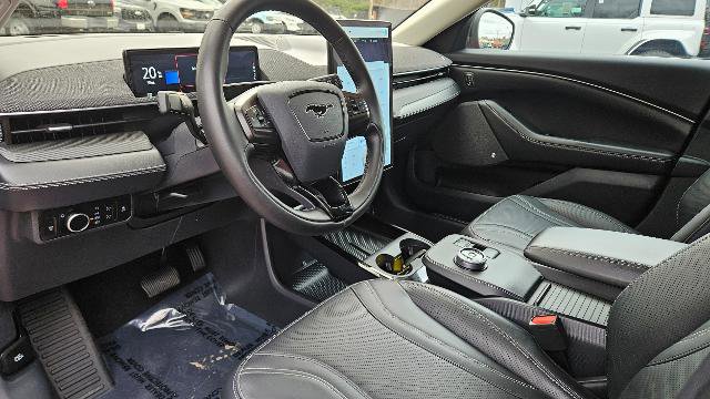 Certified 2023 Ford Mustang Mach-E Premium image 14