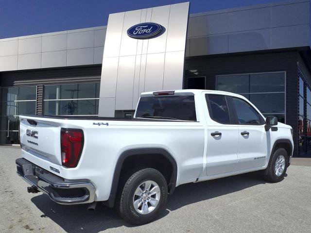 Used 2023 GMC Sierra 1500 Pro w/ Pro Value Package AWD/4WD image 2