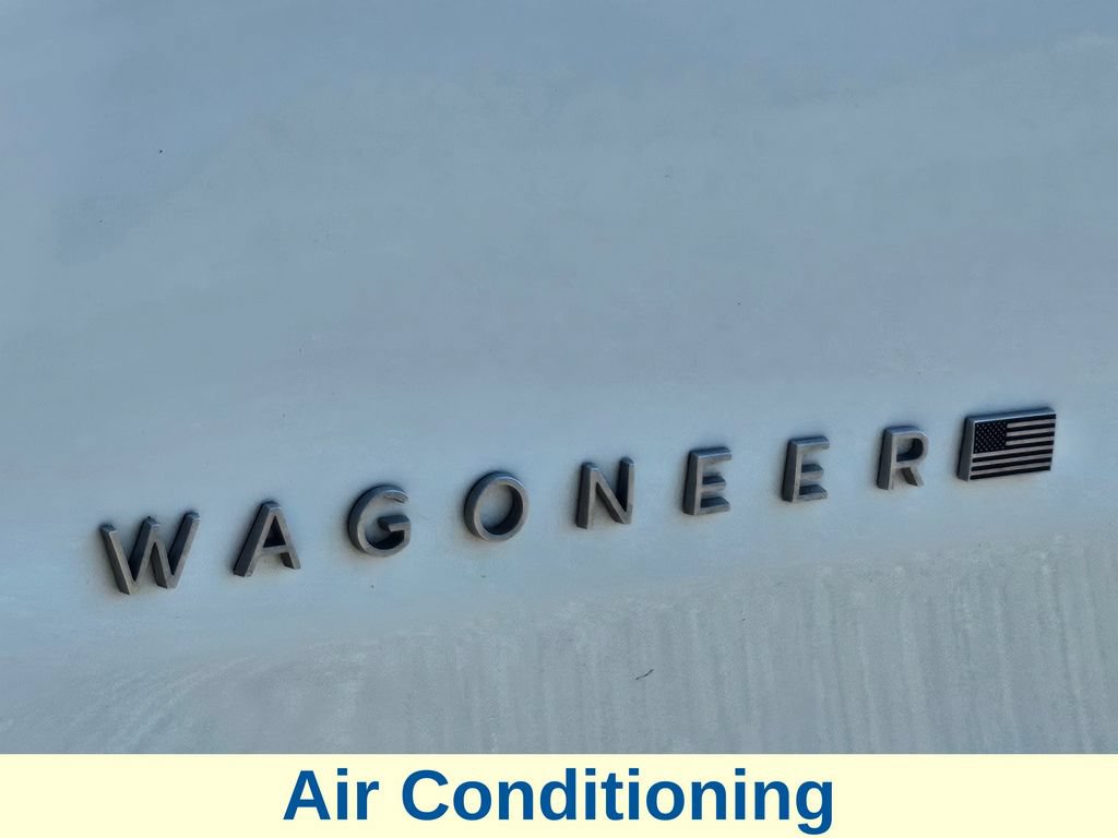 Used 2023 Jeep Wagoneer 4WD image 27