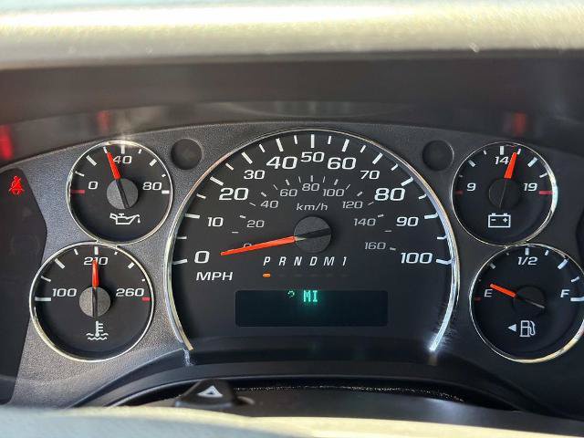 Used 2020 Chevrolet Express 3500 LT w/ LT Preferred Equipment Group RWD image 23