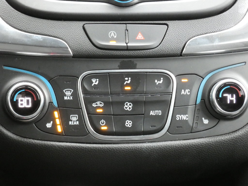 Used 2024 Chevrolet Equinox LT AWD/4WD image 14