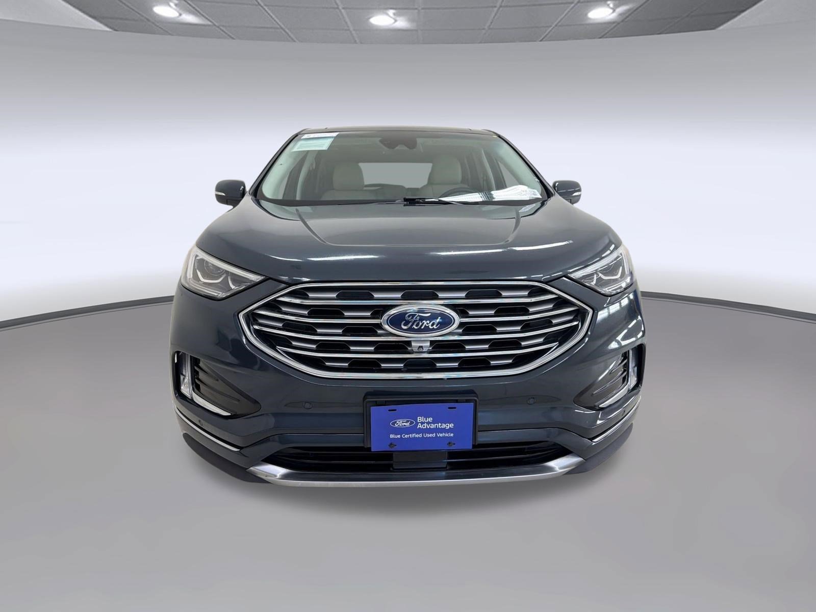 Certified 2019 Ford Edge Titanium w/ Equipment Group 301A FWD image 6