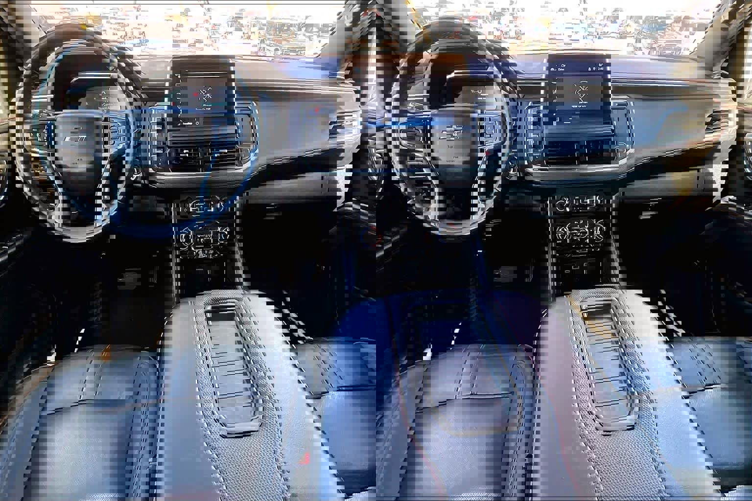 Used 2024 Chevrolet Suburban RST image 15